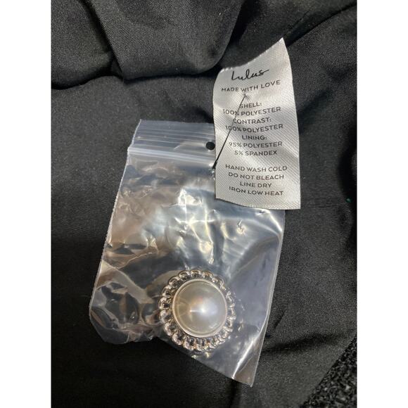 Lulus Women's Black White Button Up Pearl Tweed Faux Pocket Blazer Jacket Sz XS - Picture 4 of 4